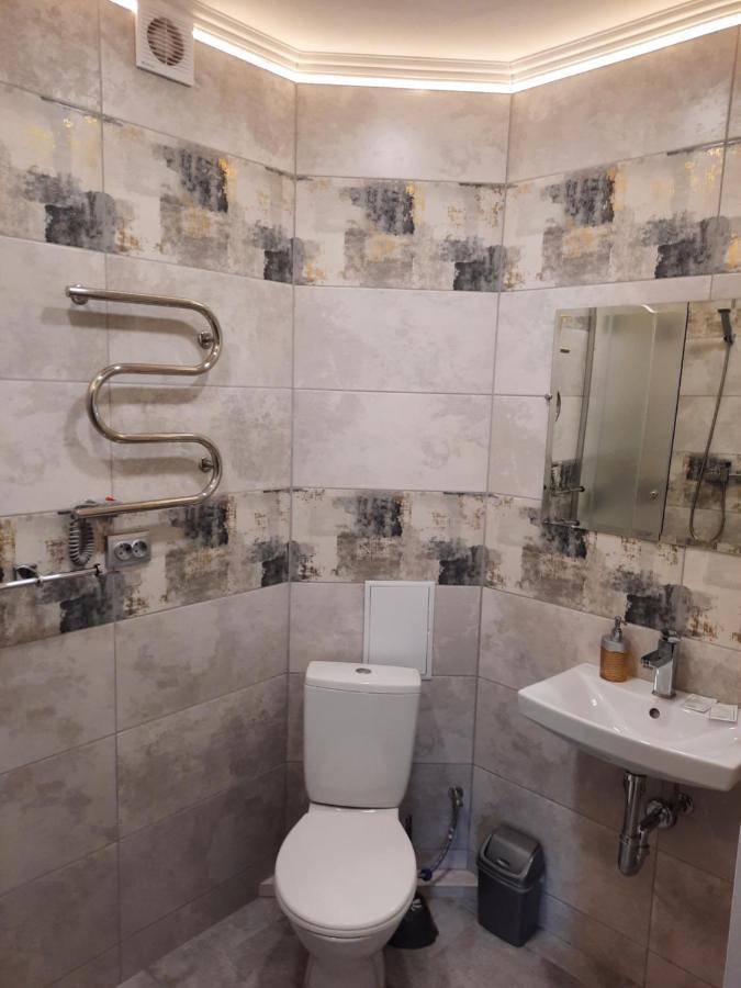 New Luxury Studio Apartment イヴァーノ＝フランキーウシク エクステリア 写真